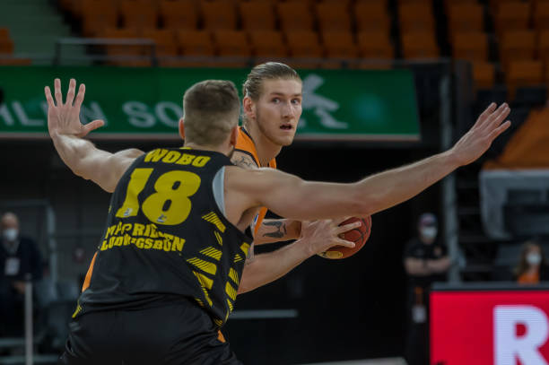 加上更多对 加上更多对