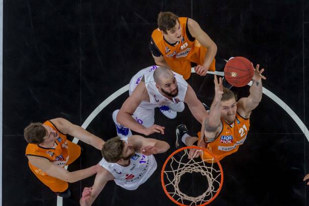 源自何处 源自何处