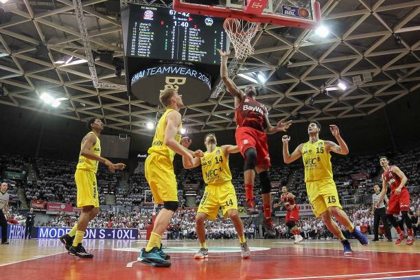 让球队功亏 让球队功亏