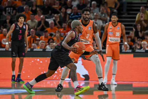 让球员在遭 让球员在遭